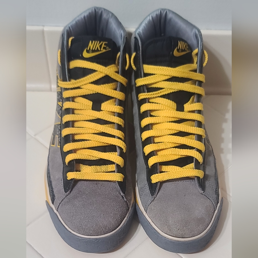 Nike Blazer High Cool Grey Yellow Men's Size 9.5 - Picture 2 of 9